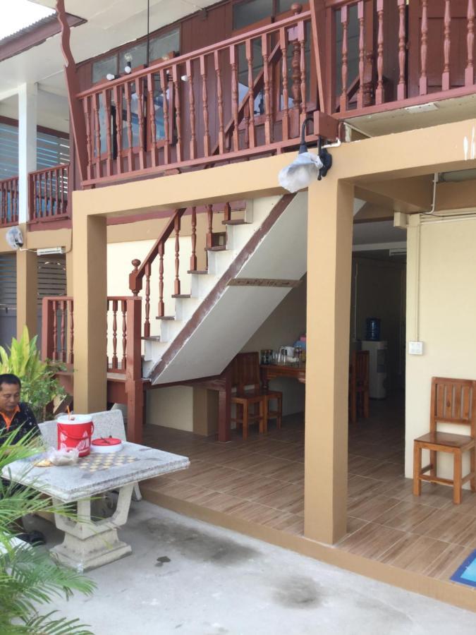 Siriwal Guesthouse Αγιουτάγια Εξωτερικό φωτογραφία